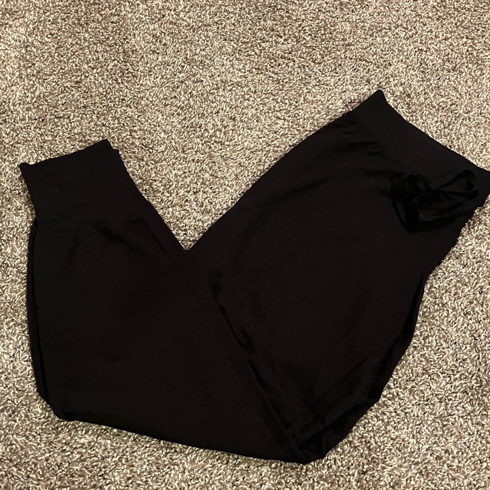 Ambrielle Women's Super Soft Black Joggers